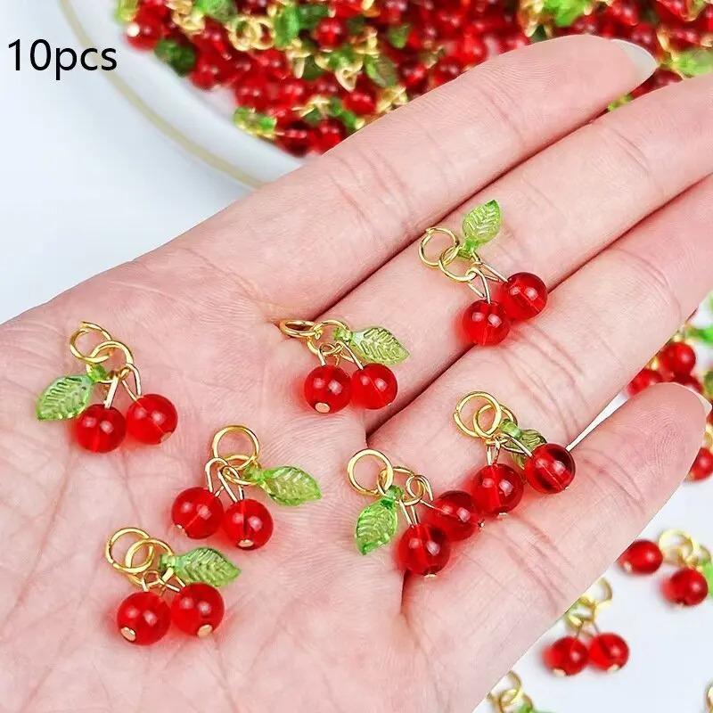 10 قطع من المعلقات الأكريليكية - مراجعة Women Accessories Pack وسعره