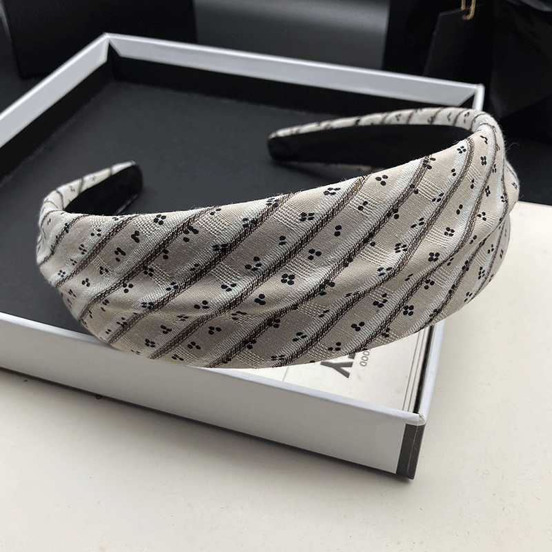 عصابة رأس نسائية أنيقة بتصميم  - مراجعة Women'S Accessories New Look وسعره