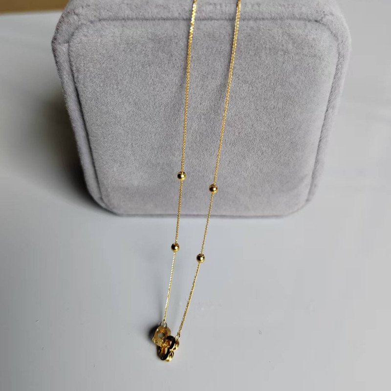قلادة على شكل قلب مزدوج من الذ - مراجعة Charm Necklace Dainty وسعره